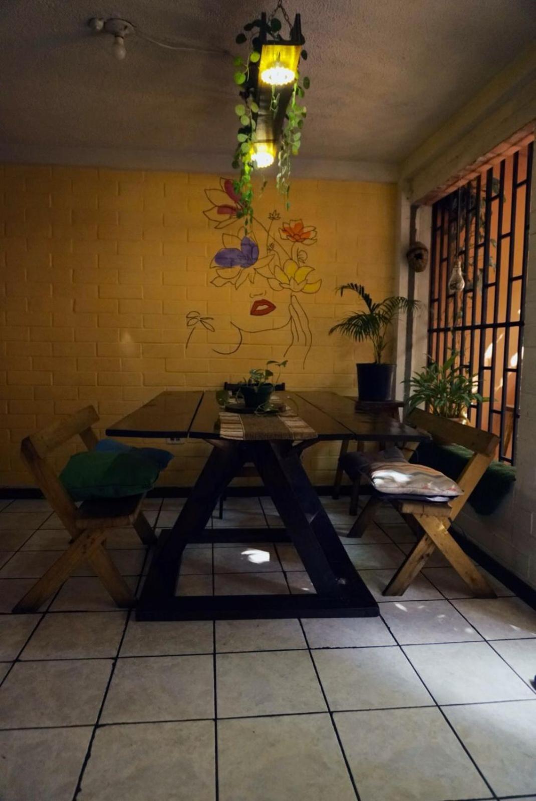 Pool House Hostel Санта-Ана Экстерьер фото